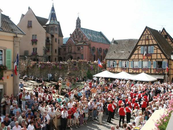 FETE DES VIGNERONS EGUISHEIM ALSACE 2026